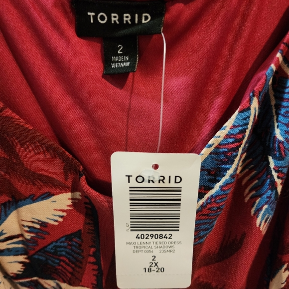 Maxi Lenny Tiered Dress - Picture 4 of 4